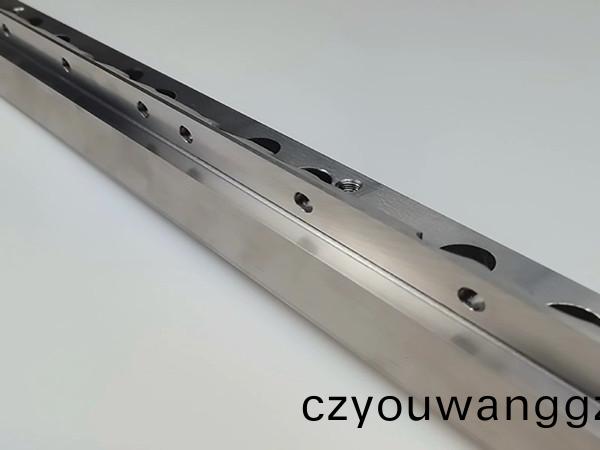 固定(ding)刀(dao)架(jia)，定刀架，得人精(jing)工定(ding)製(zhi)切粒機配(pei)件
