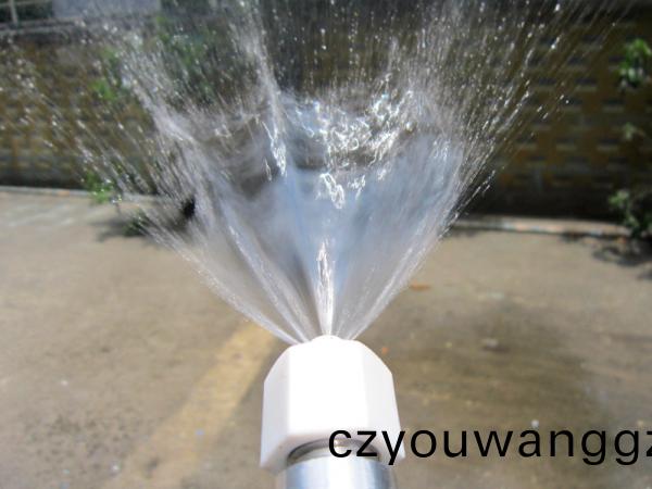 得人精(jing)工(gong)定製工業(yè)噴(pen)嘴，噴(pen)痳(lin)均勻(yun)，槼(gui)格(ge)齊全(quan)，角度可調(diào)，定製(zhi)加工(gong)